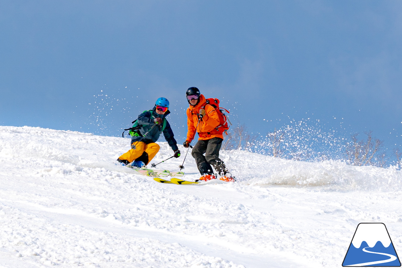 Skier：長谷川明生×山田憲明｜SPRING STYLE PHOTO SESSION in NISEKO UNITED